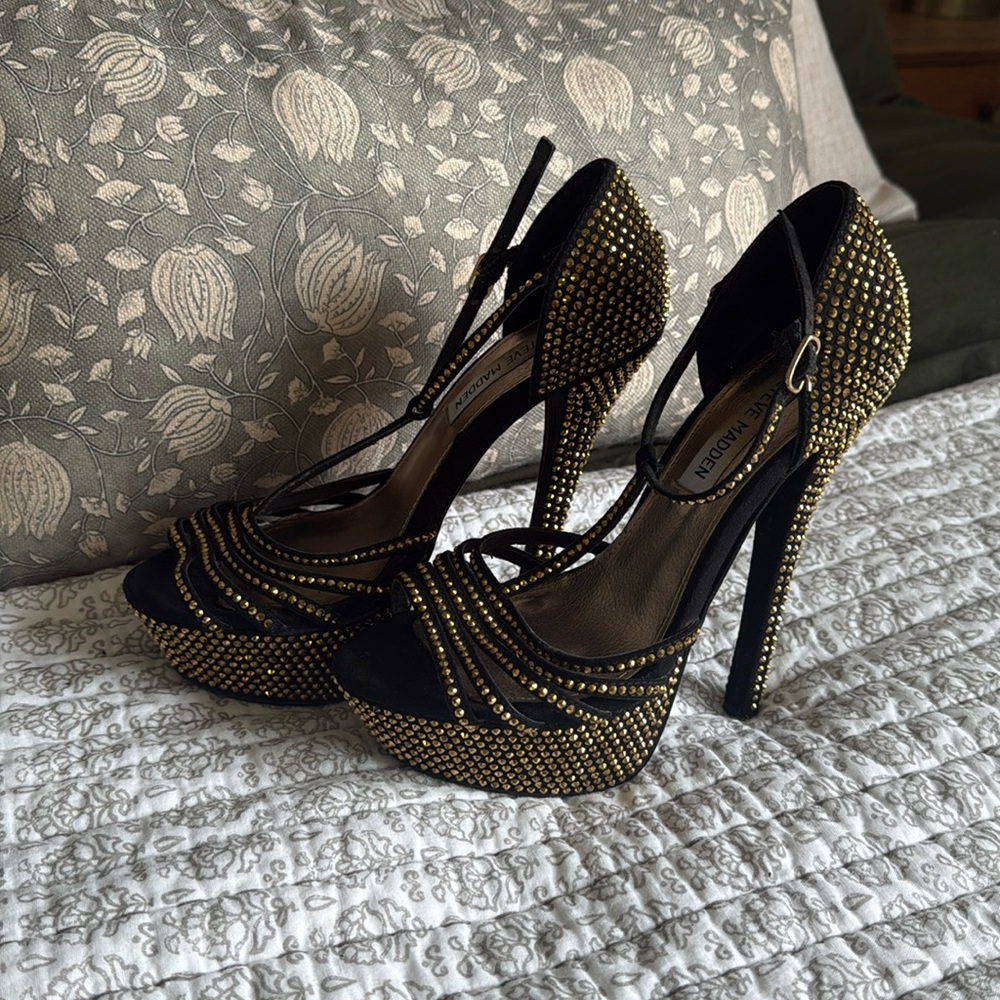 Steve Madden Black & Gold Studded Platform Stiletto Heels